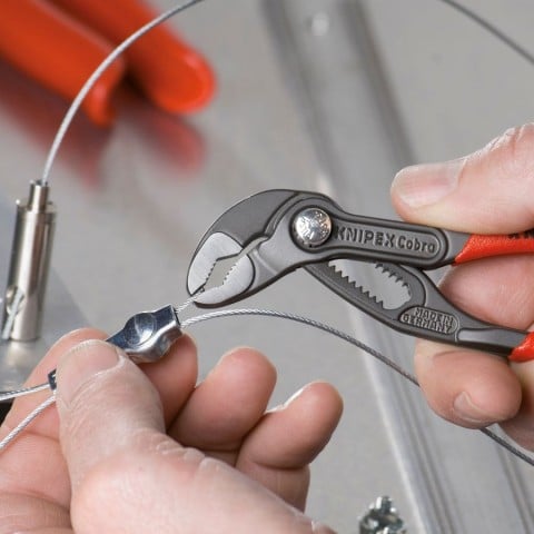 Cobra® Water Pump Pliers | KNIPEX Tools